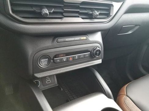 New 2025 Ford Bronco Sport Outer Banks w/ Outer Banks Tech Package+ image 24