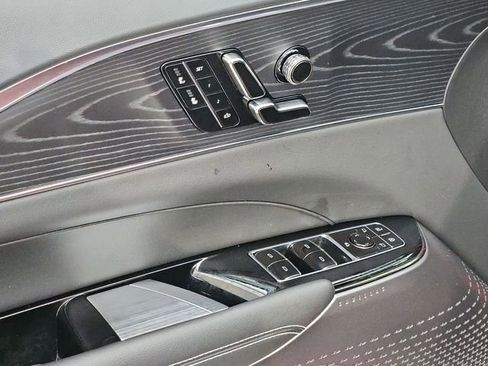 New 2026 Cadillac Lyriq Luxury image 21