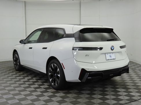 New 2026 BMW iX xDrive60 w/ M Sport Package image 7