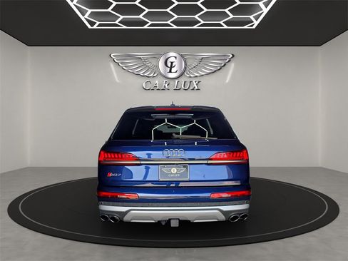 Used 2020 Audi SQ7 Prestige w/ S Sport Package image 5