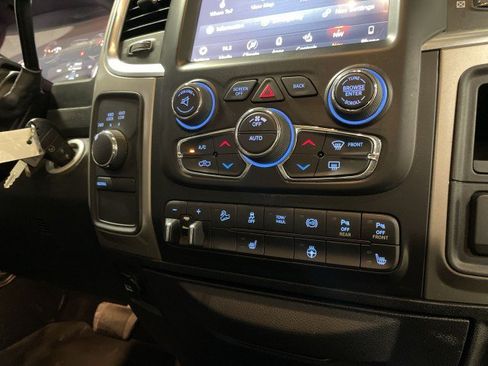 Used 2018 RAM 2500 Big Horn AWD/4WD image 35