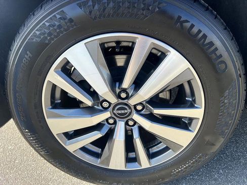 Certified 2023 Nissan Pathfinder SL image 11