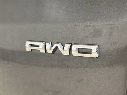 Used 2025 Ford Escape Platinum image 28