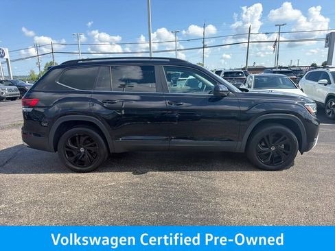 Certified 2023 Volkswagen Atlas SE w/ Black Wheel Package AWD/4WD image 2