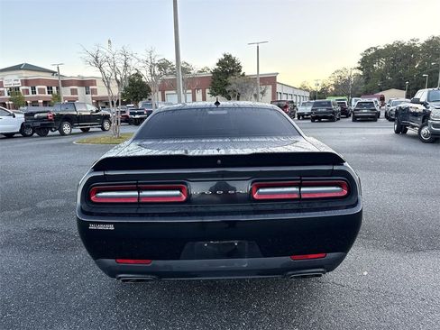 Used 2021 Dodge Challenger R/T w/ Plus Package image 4