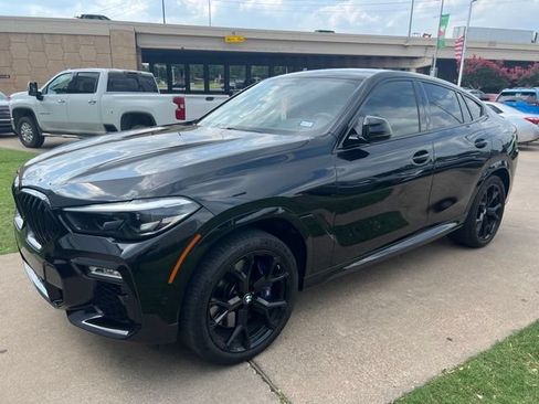 Used 2021 BMW X6 M50i AWD/4WD image 2