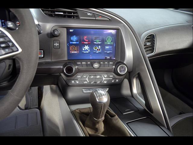 Used 2017 Chevrolet Corvette Stingray Convertible w/ 2LT Preferred Equipment Group RWD image 15