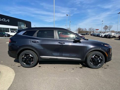 New 2026 Kia Sportage EX AWD/4WD image 7
