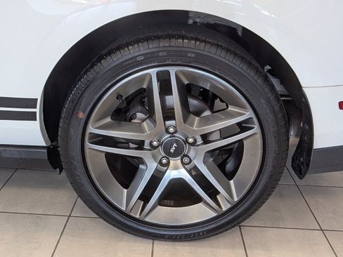 Used 2012 Ford Mustang Shelby GT500 w/ Electronics Pkg RWD image 19