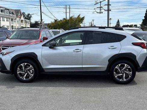 Used 2025 Subaru Crosstrek 2.5i Premium AWD/4WD image 6