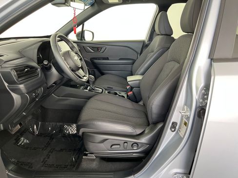 Certified 2025 Subaru Forester Premium AWD/4WD image 11