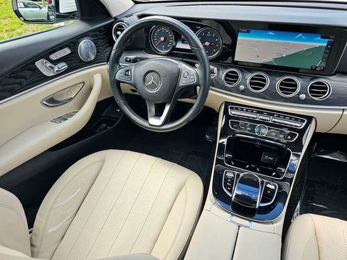 Certified 2017 Mercedes-Benz E 300 4MATIC image 40