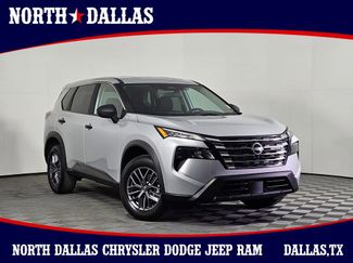 Used 2024 Nissan Rogue S FWD video 1