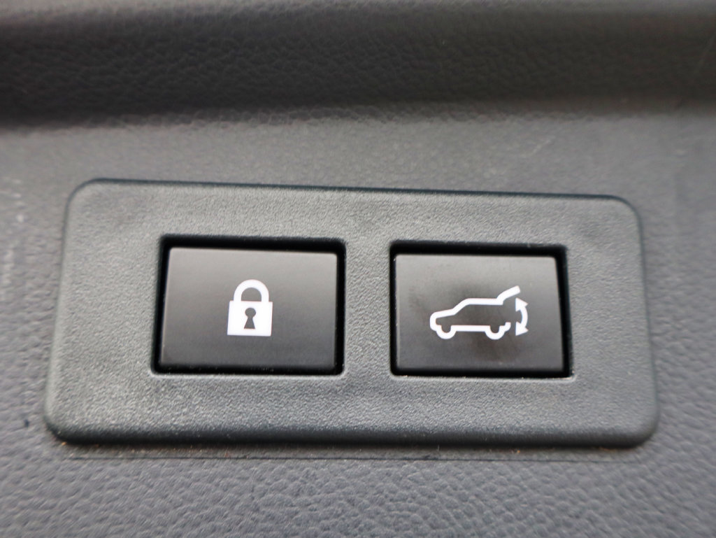 Used 2023 Subaru Outback Touring XT AWD/4WD image 59