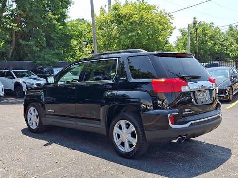 Used 2017 GMC Terrain SLE w/ Convenience Package FWD image 4