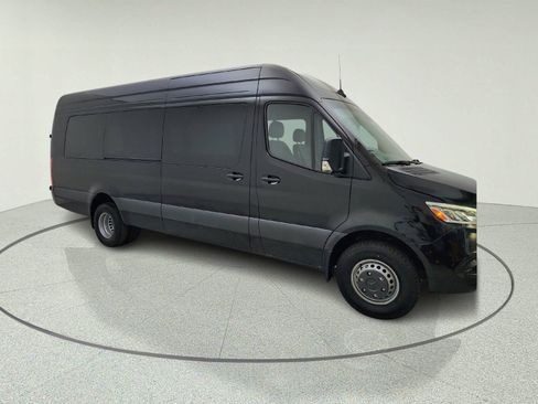Used 2024 Mercedes-Benz Sprinter 3500 w/ Parking Package image 4