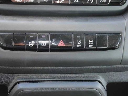 New 2024 RAM ProMaster 3500 w/ Delivery Van Package image 24