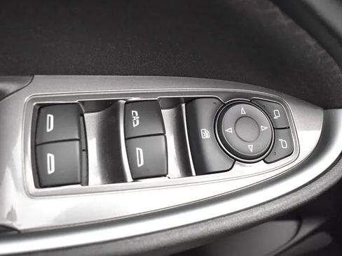 Used 2023 Chevrolet Malibu LT FWD image 21