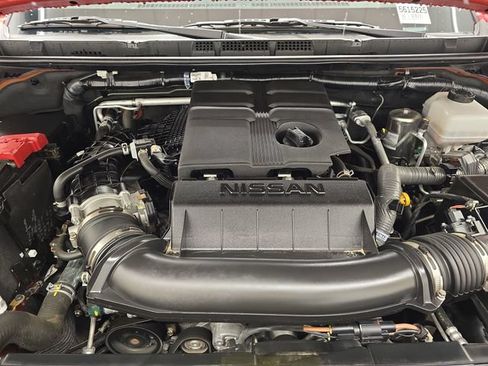 Used 2025 Nissan Frontier PRO-4X AWD/4WD image 37