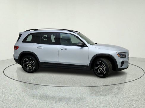 Certified 2026 Mercedes-Benz GLB 250 image 11
