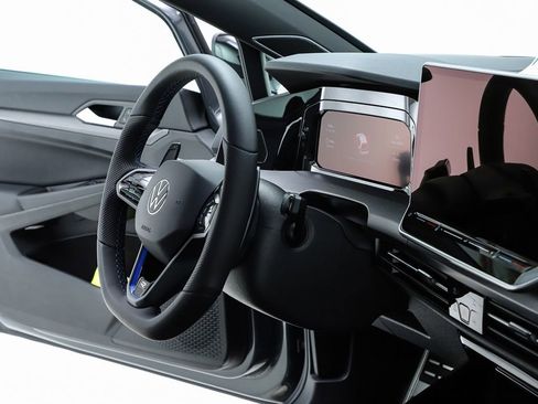 New 2026 Volkswagen Golf 2.0T Hatchback image 72