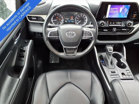 Used 2023 Toyota Highlander L image 14