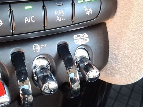 Used 2024 MINI Cooper S image 25