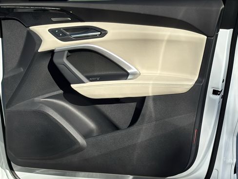 Used 2025 Audi Q5 Prestige image 30