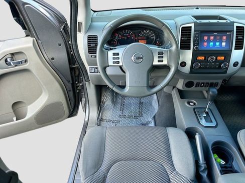 Used 2021 Nissan Frontier SV RWD image 18