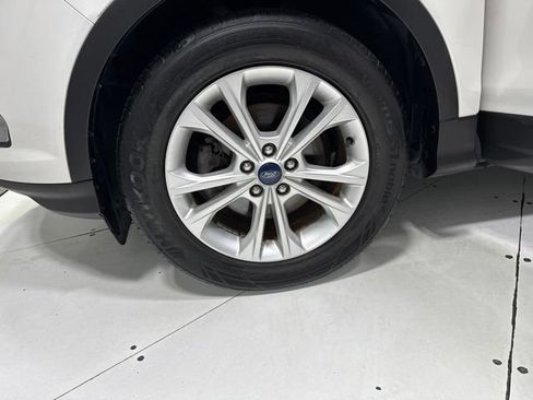 Used 2018 Ford Escape SEL FWD image 6