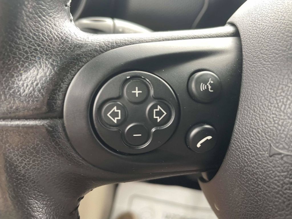 Used 2013 MINI Cooper Countryman FWD image 24