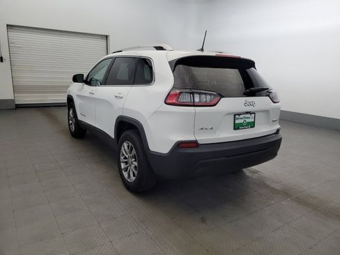 Used 2019 Jeep Cherokee Latitude Plus w/ Cold Weather Group AWD/4WD image 5