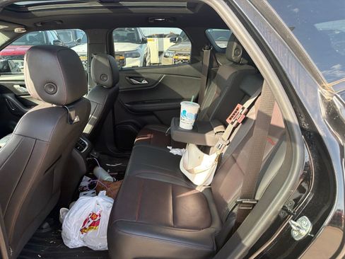 Used 2021 Chevrolet Blazer RS w/ Enhanced Convenience Package FWD image 7