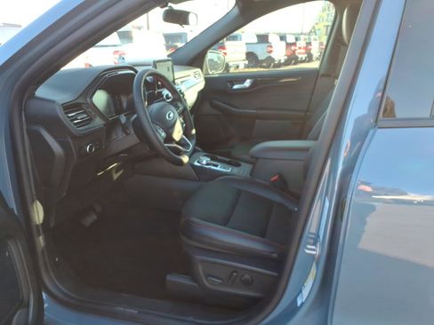 New 2026 Ford Escape ST-Line w/ Cold Weather Package image 11