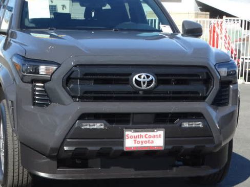 Used 2024 Toyota Tacoma SR5 image 4