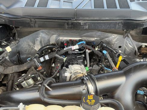 Used 2025 Ford F150 XLT w/ Equipment Group 301A Standard AWD/4WD image 49