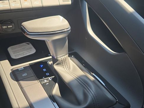 New 2026 Hyundai Elantra Sport FWD image 22