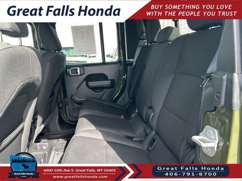 Used 2022 Jeep Gladiator Sport AWD/4WD image 27