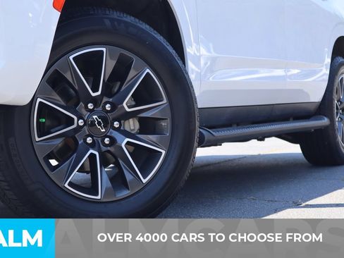 Used 2022 Chevrolet Tahoe Z71 w/ Z71 Off-Road Package AWD/4WD image 2