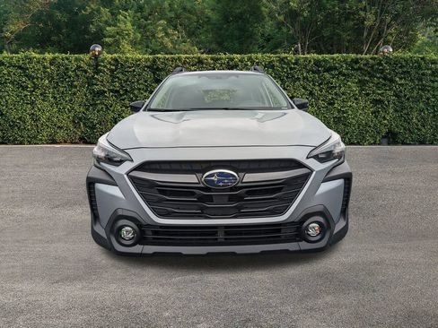 Used 2025 Subaru Outback Premium AWD/4WD image 8