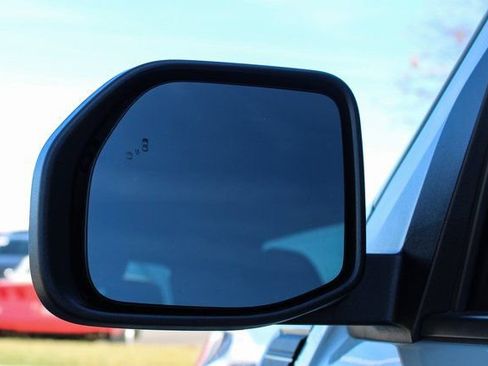 Used 2023 Ford Maverick Lariat w/ Lariat Luxury Package image 8