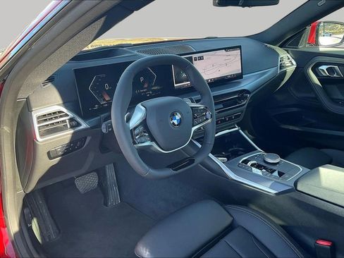 Used 2025 BMW 230i xDrive Coupe w/ Premium Package image 17