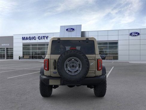 New 2025 Ford Bronco Badlands AWD/4WD image 5