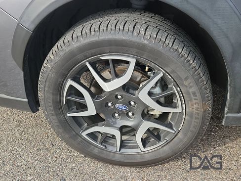 Used 2021 Subaru Crosstrek Hybrid Sport Utility 4D w/ Popular Package #3 image 10