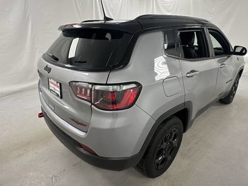 Used 2024 Jeep Compass Trailhawk AWD/4WD image 3