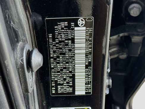 Used 2020 Toyota Corolla LE FWD image 39