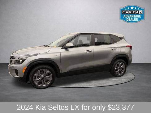 Used 2024 Kia Seltos LX AWD/4WD image 9