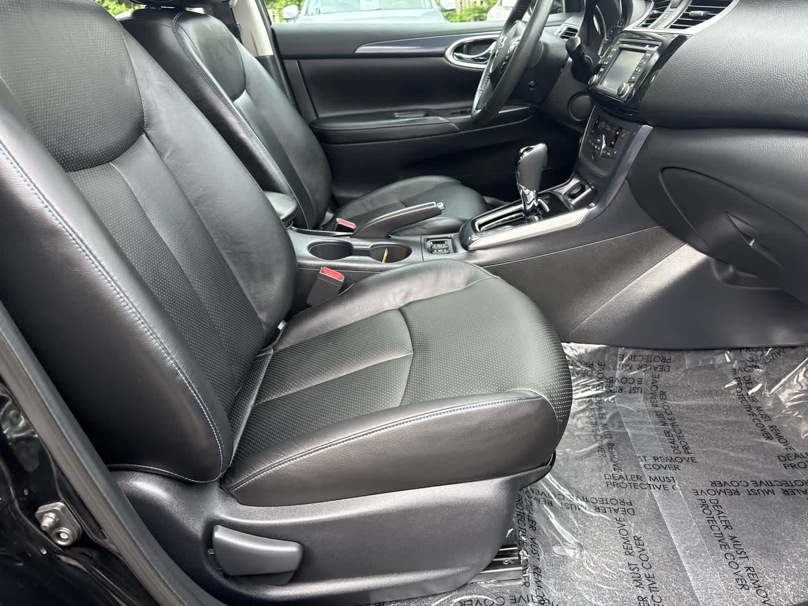 Used 2018 Nissan Sentra SR w/ Premium Package (P02) FWD image 12