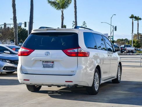 Certified 2017 Toyota Sienna XLE w/ XLE Navigation Package image 7
