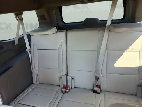 Used 2025 GMC Yukon XL Denali w/ Sun & Power Step Package AWD/4WD image 14